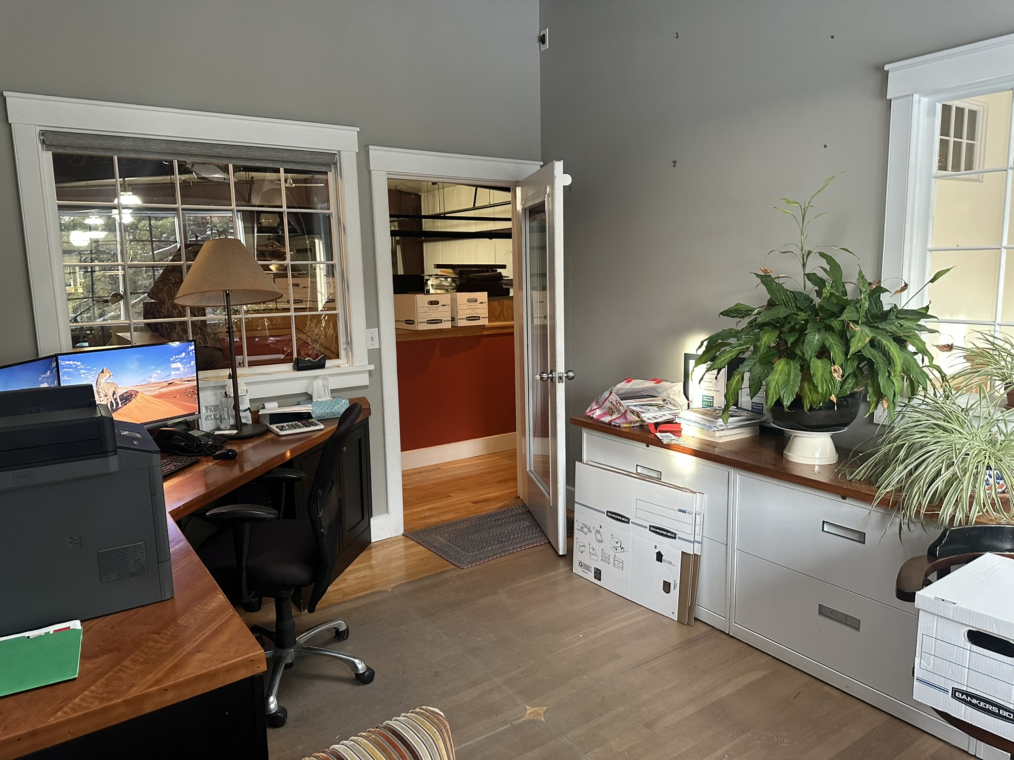 Upper floor office 1